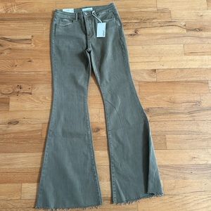 Vervet Bella high rise flare olive green jeans NWT